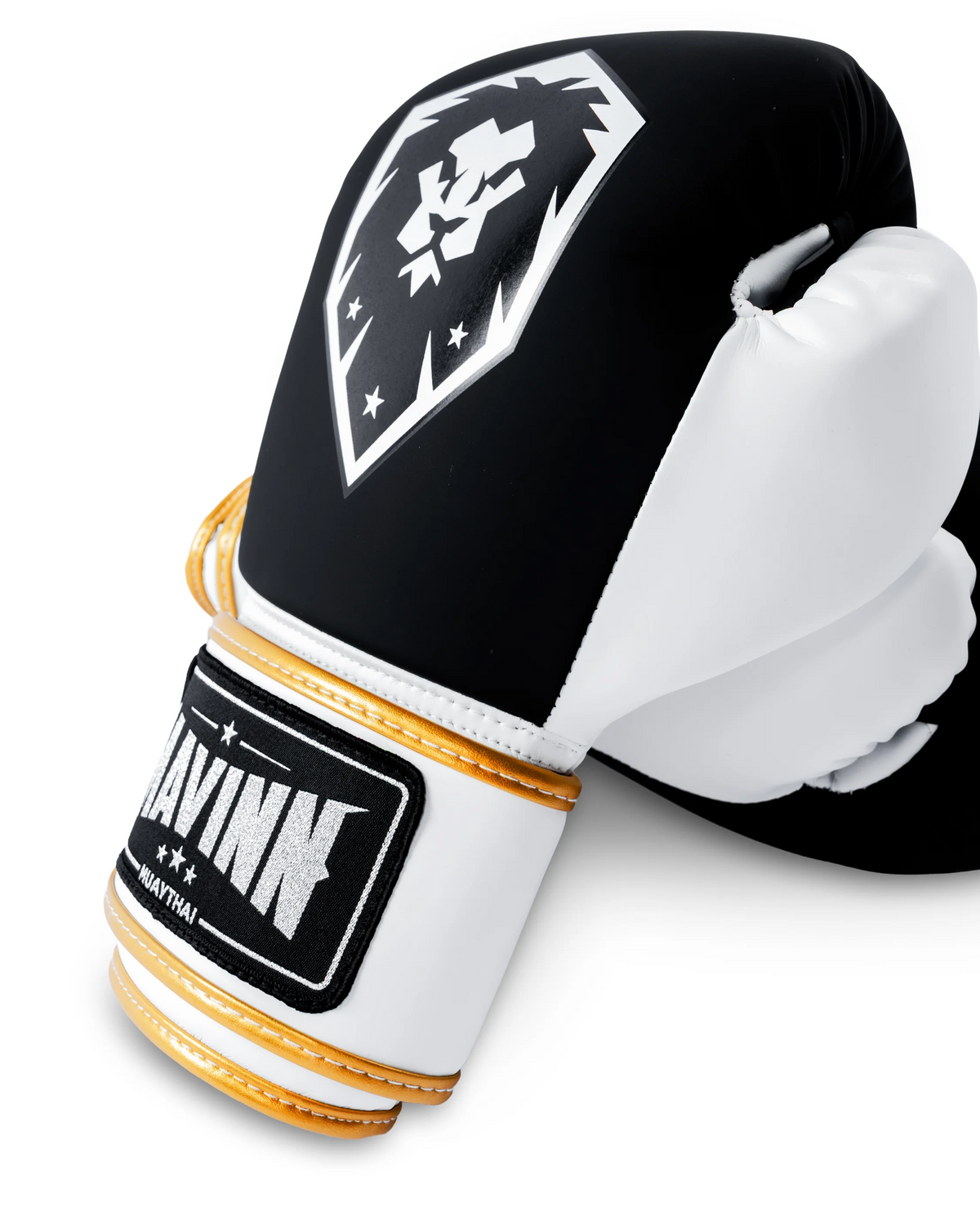 Mavinn Lion Crest Edition Boxing Gloves, close-up of palm and ventilation